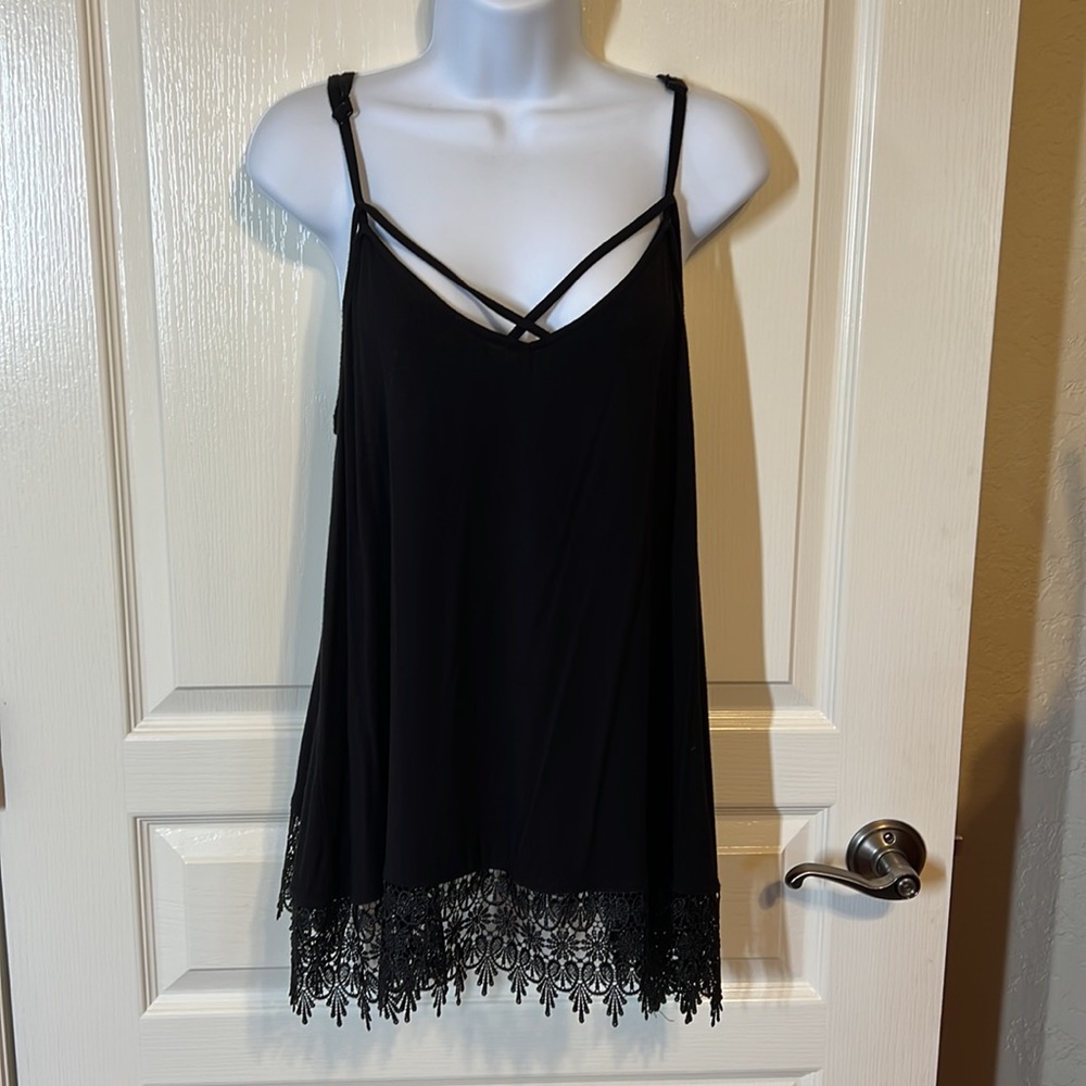 Torrid Black Lace Trim Swing TopSz 1